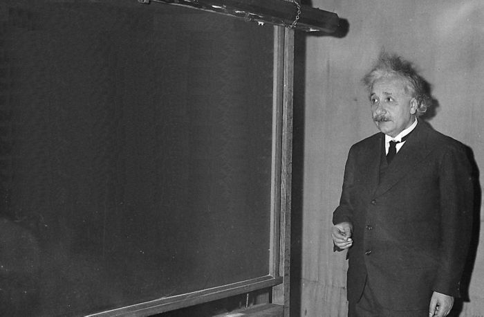 einstein schoolbord quote presentatie